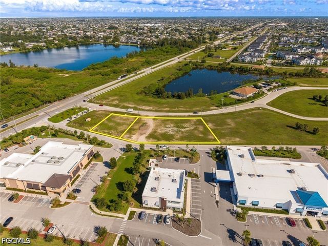 1504 SW 6th TER, Cape Coral, FL 33991