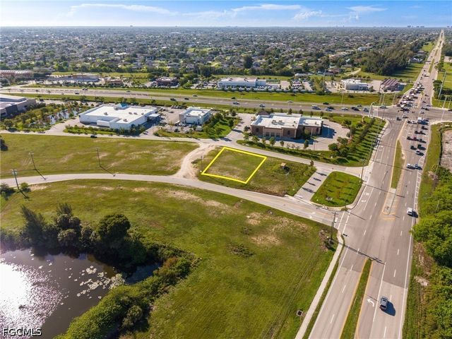 1504 SW 6th TER, Cape Coral, FL 33991