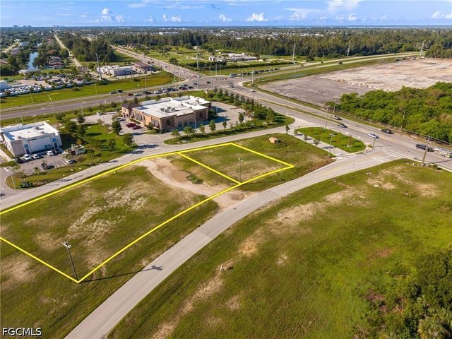 1504 SW 6th TER, Cape Coral, FL 33991