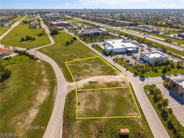 1504 SW 6th TER, Cape Coral, FL 33991
