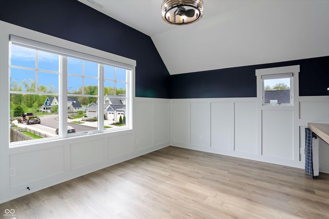 5714 Inglenook Way, Zionsville, IN 46077