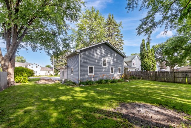115 Cedar Street, Sandwich, IL 60548