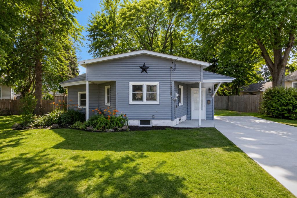 115 Cedar Street, Sandwich, IL 60548