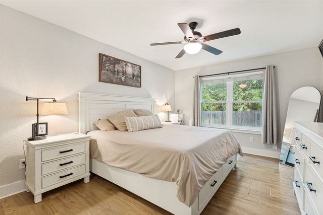 537 Blue Haze Drive, Fort Worth, TX 76108