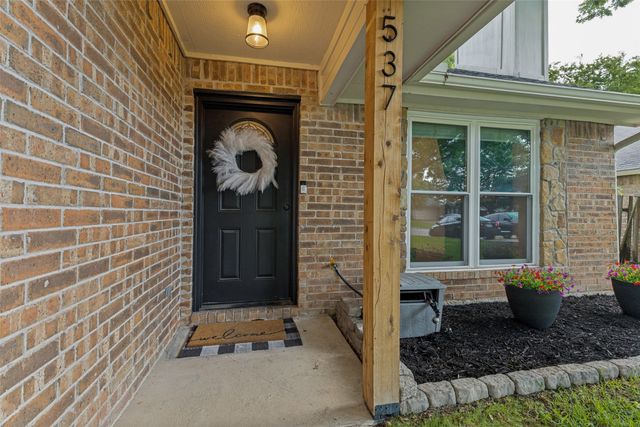 537 Blue Haze Drive, Fort Worth, TX 76108