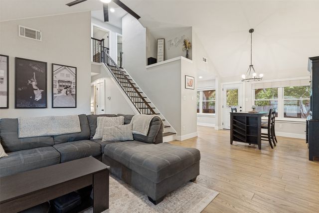 537 Blue Haze Drive, Fort Worth, TX 76108