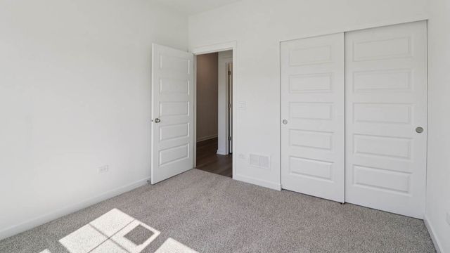 1139 Wood Lily Lane, Bartlett, IL 60103