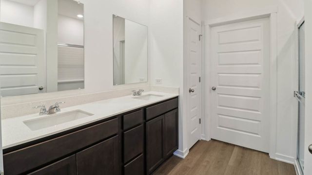 1139 Wood Lily Lane, Bartlett, IL 60103