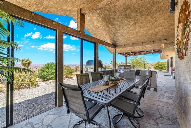 7880 Wesley Road, Joshua Tree, CA 92252