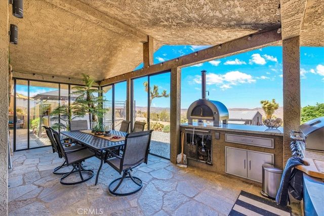 7880 Wesley Road, Joshua Tree, CA 92252