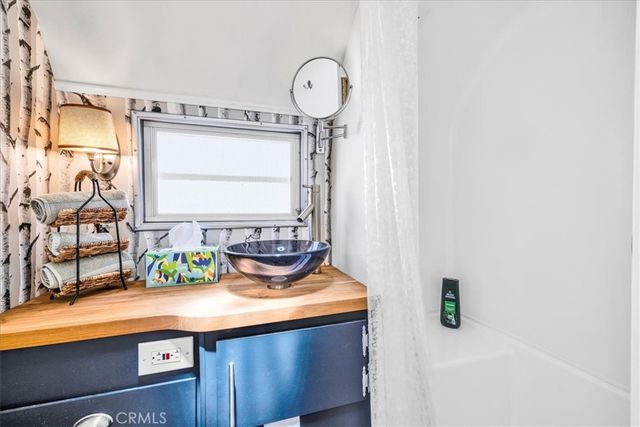7880 Wesley Road, Joshua Tree, CA 92252