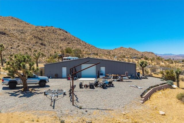 7880 Wesley Road, Joshua Tree, CA 92252