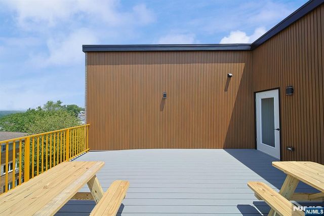 401 Central Boulevard 4C, Palisades Park, NJ 07650