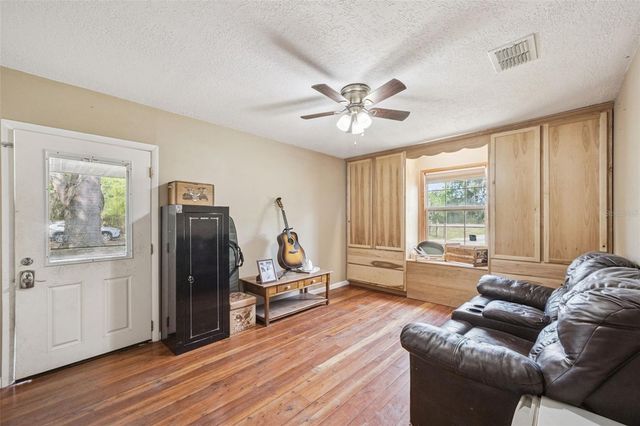 2201 SR 50, Webster, FL 33597