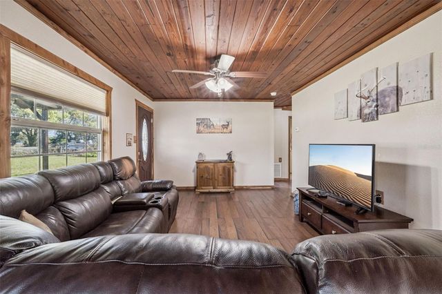 2201 SR 50, Webster, FL 33597