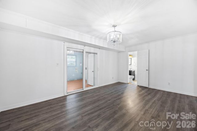 1131 Mt Kisco Drive, Charlotte, NC 28213