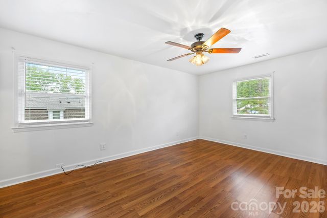 1131 Mt Kisco Drive, Charlotte, NC 28213