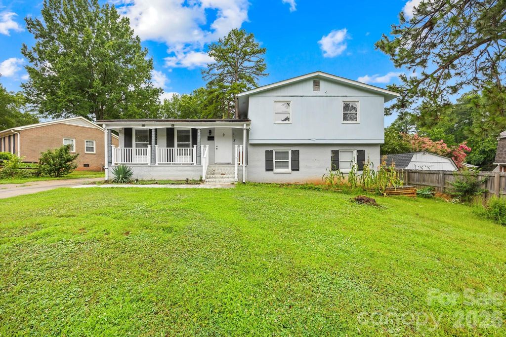 1131 Mt Kisco Drive, Charlotte, NC 28213
