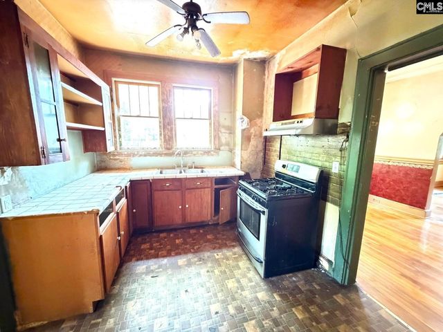 3961 Live Oak Street, Columbia, SC 29205