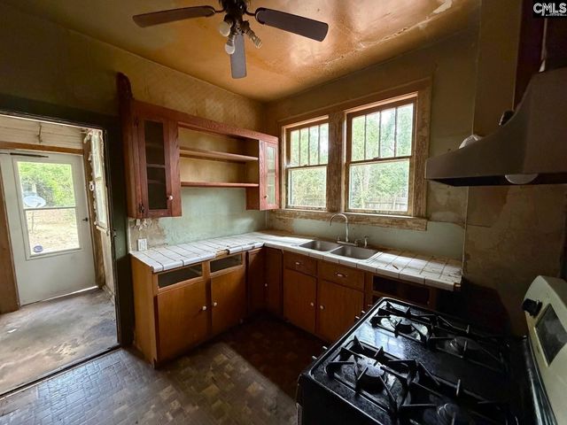 3961 Live Oak Street, Columbia, SC 29205