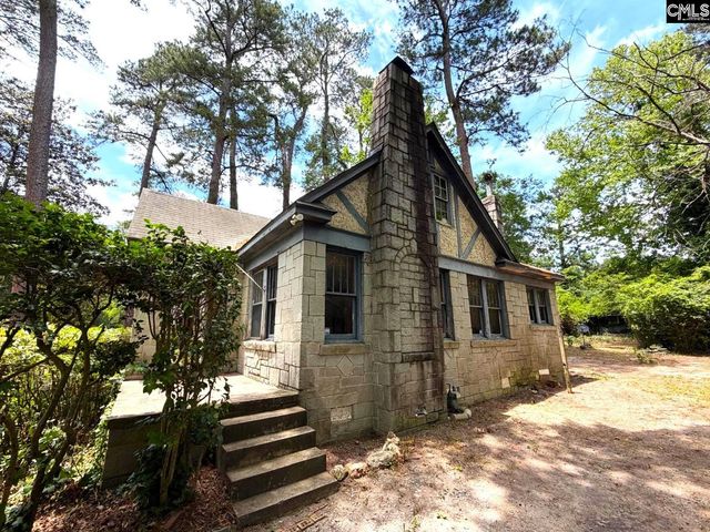 3961 Live Oak Street, Columbia, SC 29205