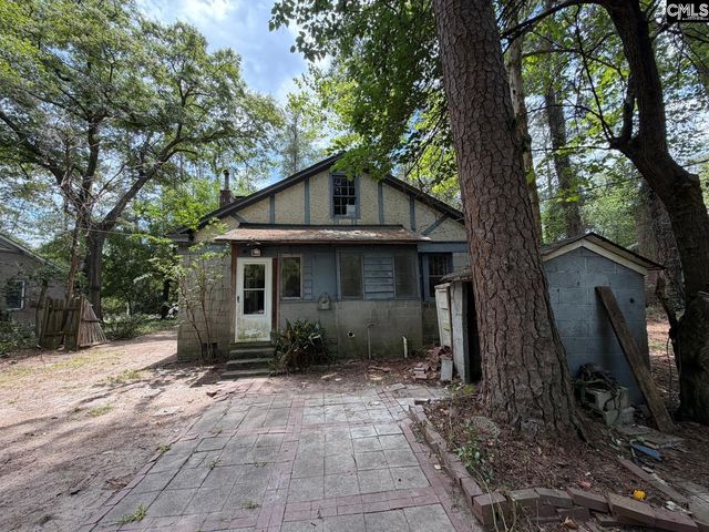 3961 Live Oak Street, Columbia, SC 29205