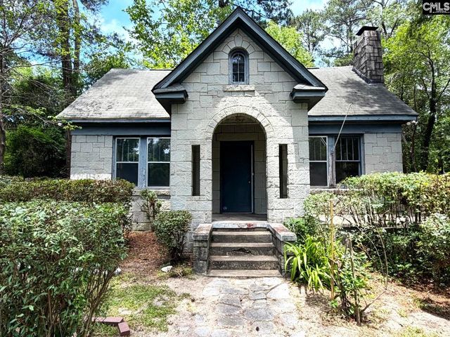 3961 Live Oak Street, Columbia, SC 29205