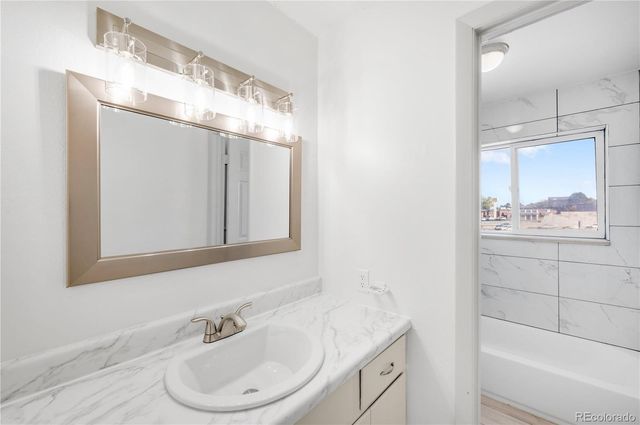 2210 S Dexter Street, Denver, CO 80222