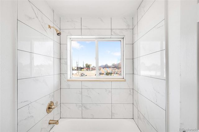 2210 S Dexter Street, Denver, CO 80222