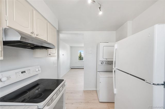 2210 S Dexter Street, Denver, CO 80222