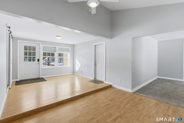 322 Tunxis Avenue, Bloomfield, CT 06002