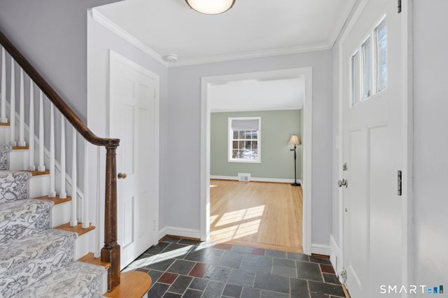 322 Tunxis Avenue, Bloomfield, CT 06002