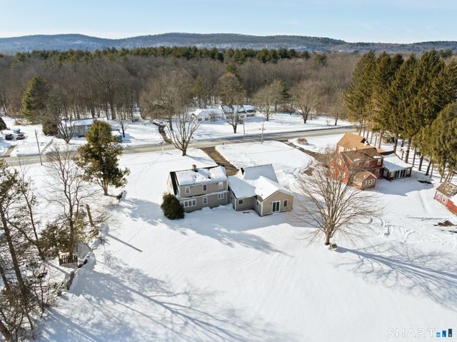 322 Tunxis Avenue, Bloomfield, CT 06002