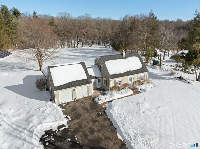 322 Tunxis Avenue, Bloomfield, CT 06002