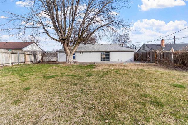 806 S Garfield Street, Kennewick, WA 99336