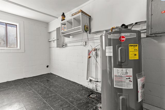 806 S Garfield Street, Kennewick, WA 99336