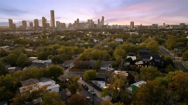 2302 E 11th ST, Austin, TX 78702