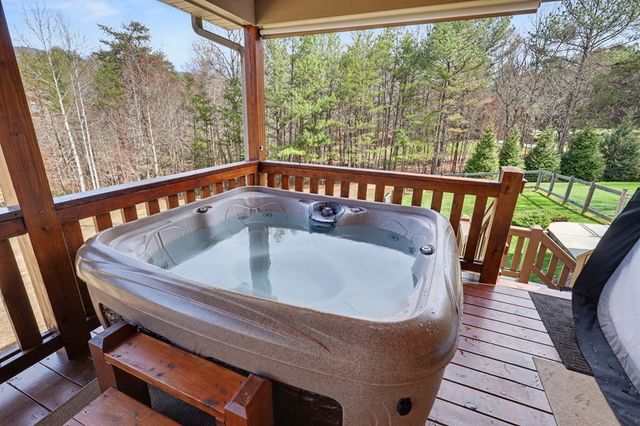 193 Hillside Trail, Blairsville, GA 30512