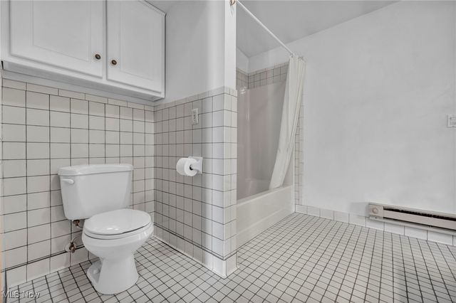 557 Ladyne Avenue NW, Bolivar, OH 44612