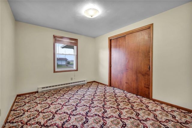 557 Ladyne Avenue NW, Bolivar, OH 44612