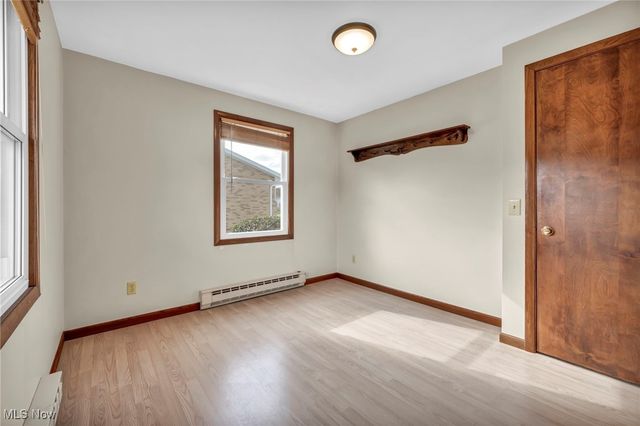 557 Ladyne Avenue NW, Bolivar, OH 44612