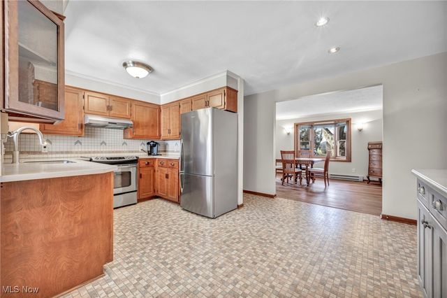 557 Ladyne Avenue NW, Bolivar, OH 44612