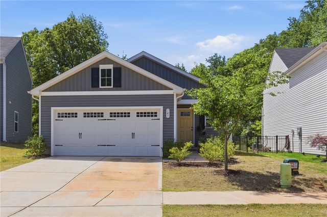 145 Davis Grove Lane, Piedmont, SC 29673