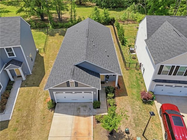 145 Davis Grove Lane, Piedmont, SC 29673