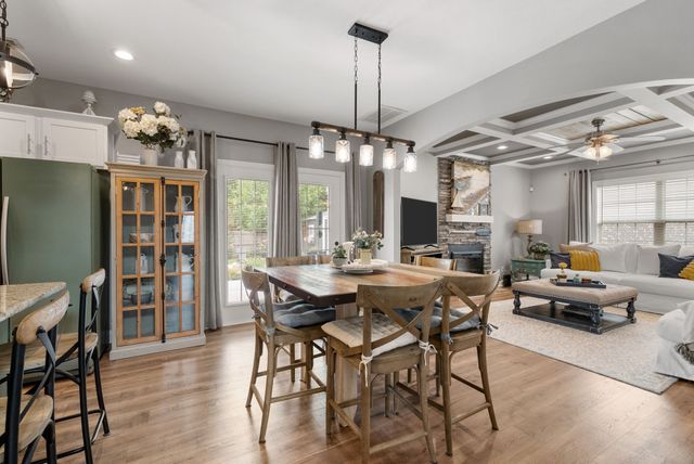 103 Sycamore Hill Dr, Clarksville, TN 37042