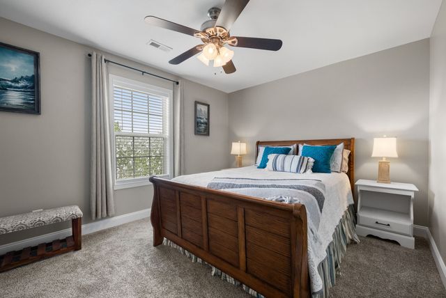 103 Sycamore Hill Dr, Clarksville, TN 37042