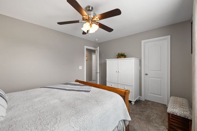 103 Sycamore Hill Dr, Clarksville, TN 37042