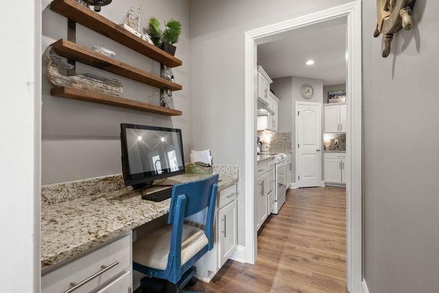 103 Sycamore Hill Dr, Clarksville, TN 37042