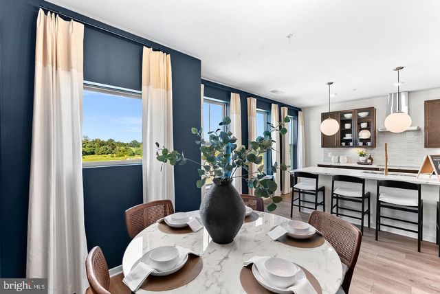 19712 MISTY MOSS SQ, Ashburn, VA 20147