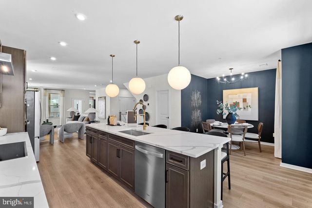 19712 MISTY MOSS SQ, Ashburn, VA 20147